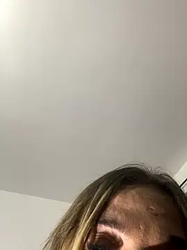 lanahot-77 live sex cam