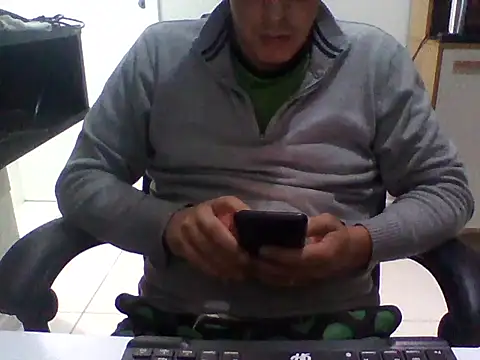 Carloskasado live sex cam