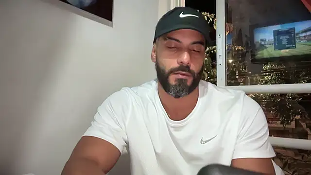 romeolovedark live sex cam