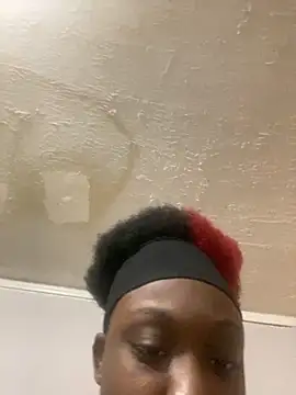 HennessyBaby21 live sex cam