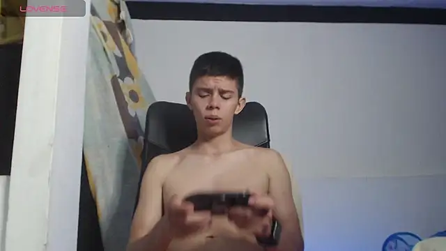 JhoanVelezModel live sex cam
