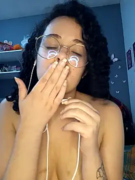 NinaSweet2 live sex cam