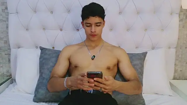 JacobBikerr live sex cam