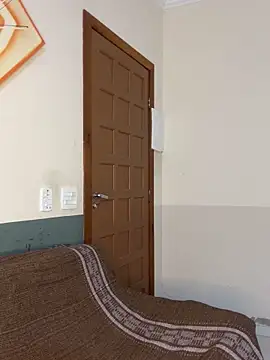 Bubuzinha10 live sex cam