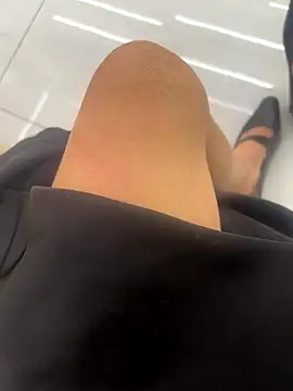 yimisun01 live sex cam