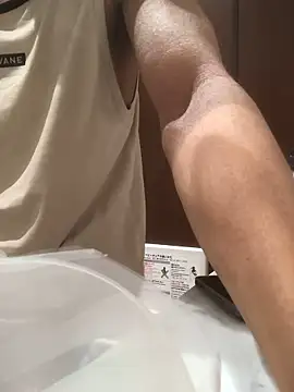pandesal_aki live sex cam