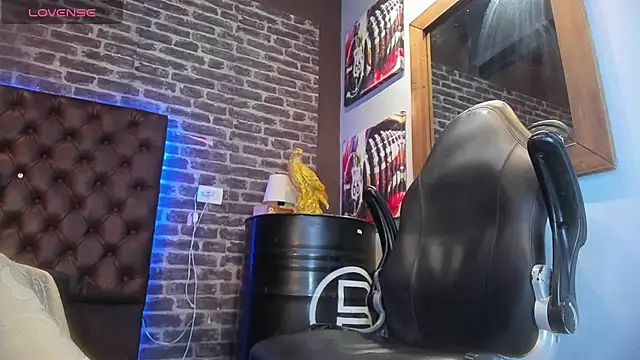 Matteo12_ live sex cam
