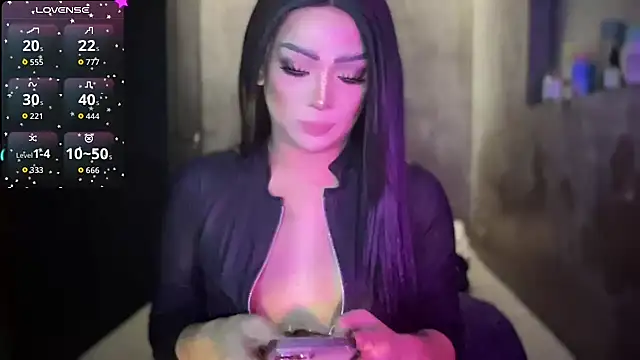 myfruitisswelling live sex cam