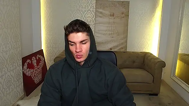 MaxKaiden live sex cam