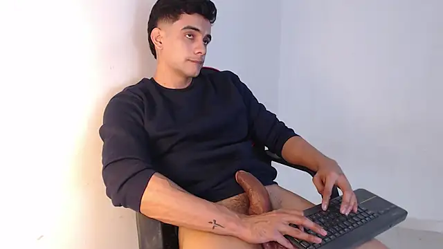 adam_levis17 live sex cam