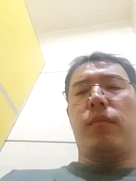 chinese_daddy live sex cam