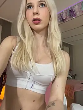 Yanna_miana live sex cam