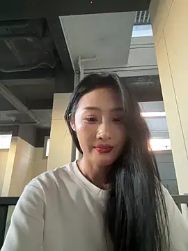 so-linger live sex cam