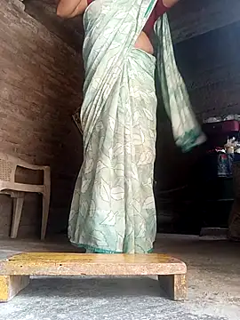 Lattika-Bhabhi live sex cam