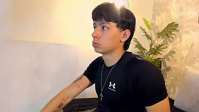 Tyler_durten live sex cam