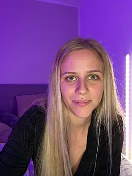 lunawolf21 live sex cam