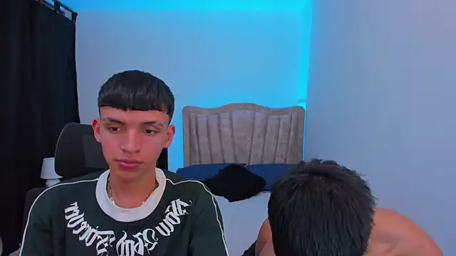 Juan_Nd_Steven live sex cam