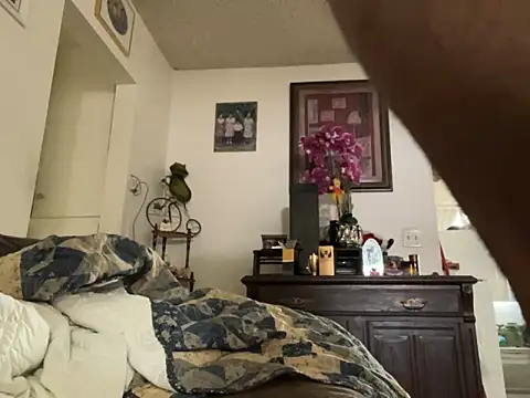 MrDickUdown24_7 live sex cam