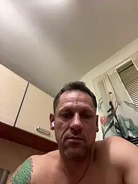 Yourhotboy_42 live sex cam