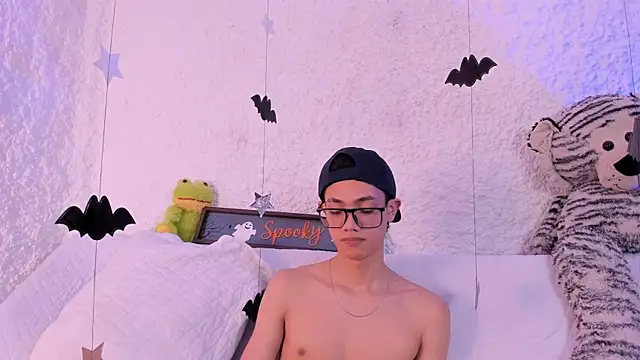thiago_kinghot live sex cam