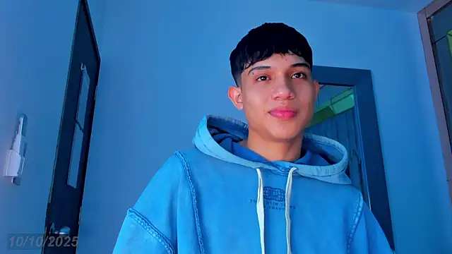 Sebax_Young live sex cam