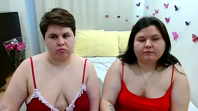 BeckyAndHellen live sex cam