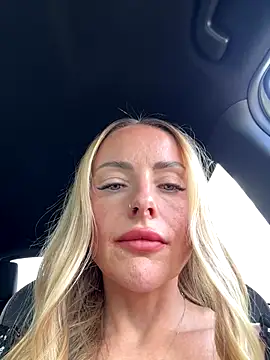 EmaSalis live sex cam