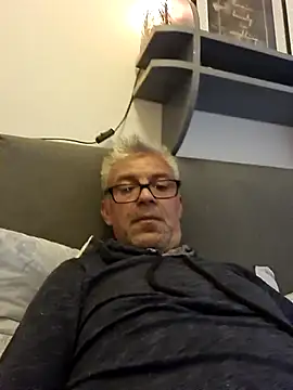 Picolo4111 live sex cam