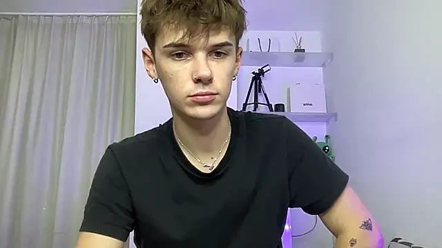 Milk_Guy live sex cam