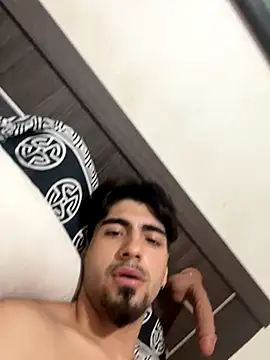 jovencitoboy21 live sex cam