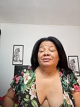 Shanttal0272 live sex cam