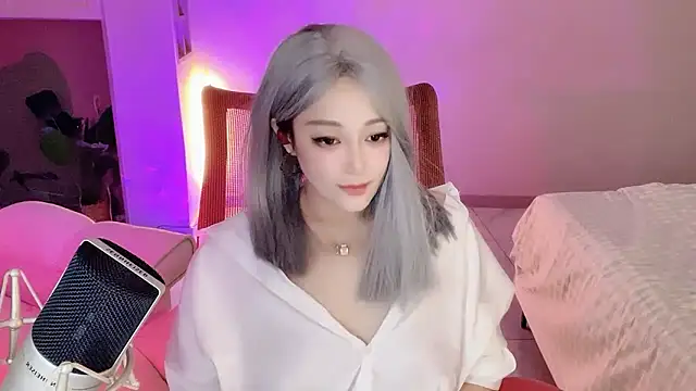 Daisy-77 live sex cam