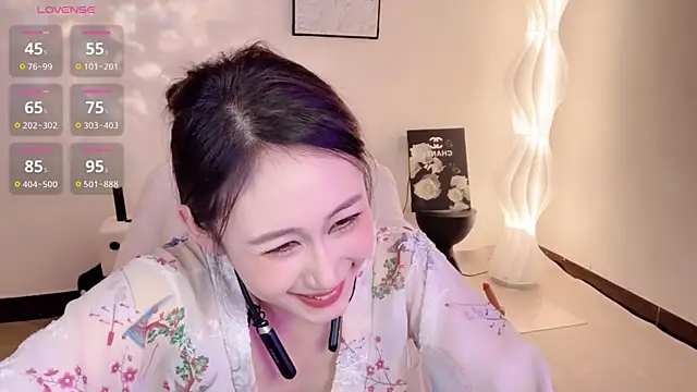 BoxedGyre- live sex cam