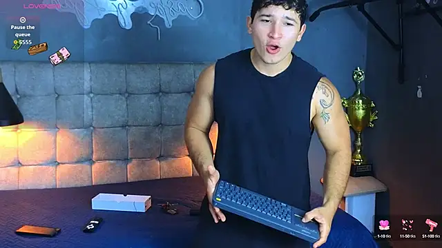 Horny_nick18 live sex cam