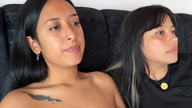 2SummerLove1 live sex cam