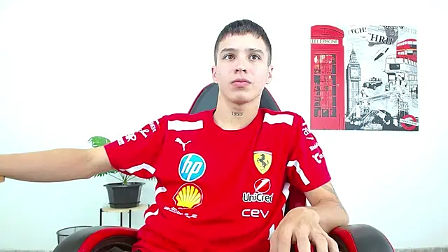 Cumandres18 live sex cam