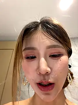 Kiki--2025 live sex cam