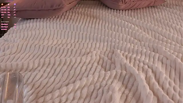 DarelleFare live sex cam
