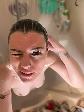 LadyLena1 live sex cam