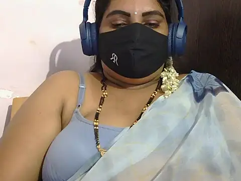 Nisha-telugu live sex cam