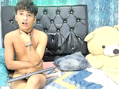 sexyboys_cutex18 live sex cam