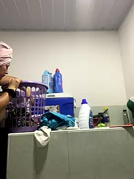 Milk_chloe live sex cam