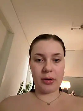 MaribelRiver live sex cam