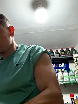 Paul22cm- live sex cam
