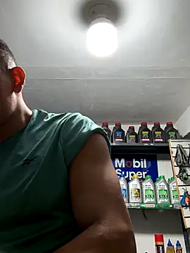 Paul22cm- live sex cam
