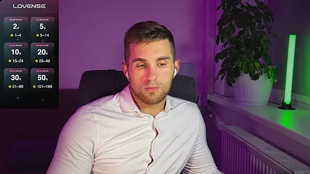 Sweeet__boy live sex cam