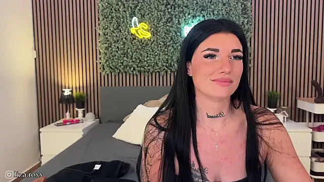 LizaRoxx live sex cam