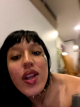aangie__uwu live sex cam