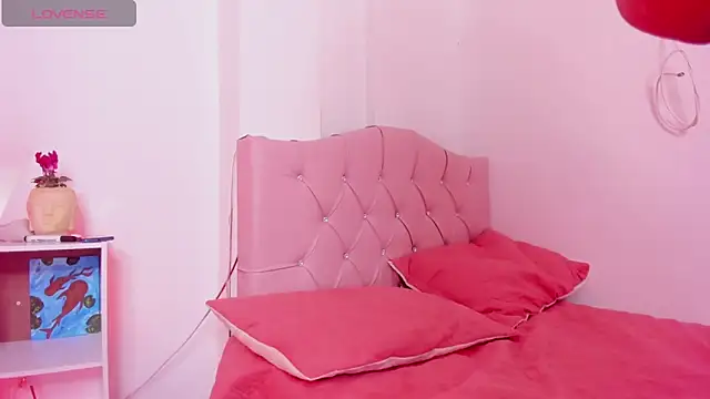 VictoriaBlackfire live sex cam