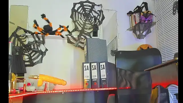 IviMiller@xh live sex cam